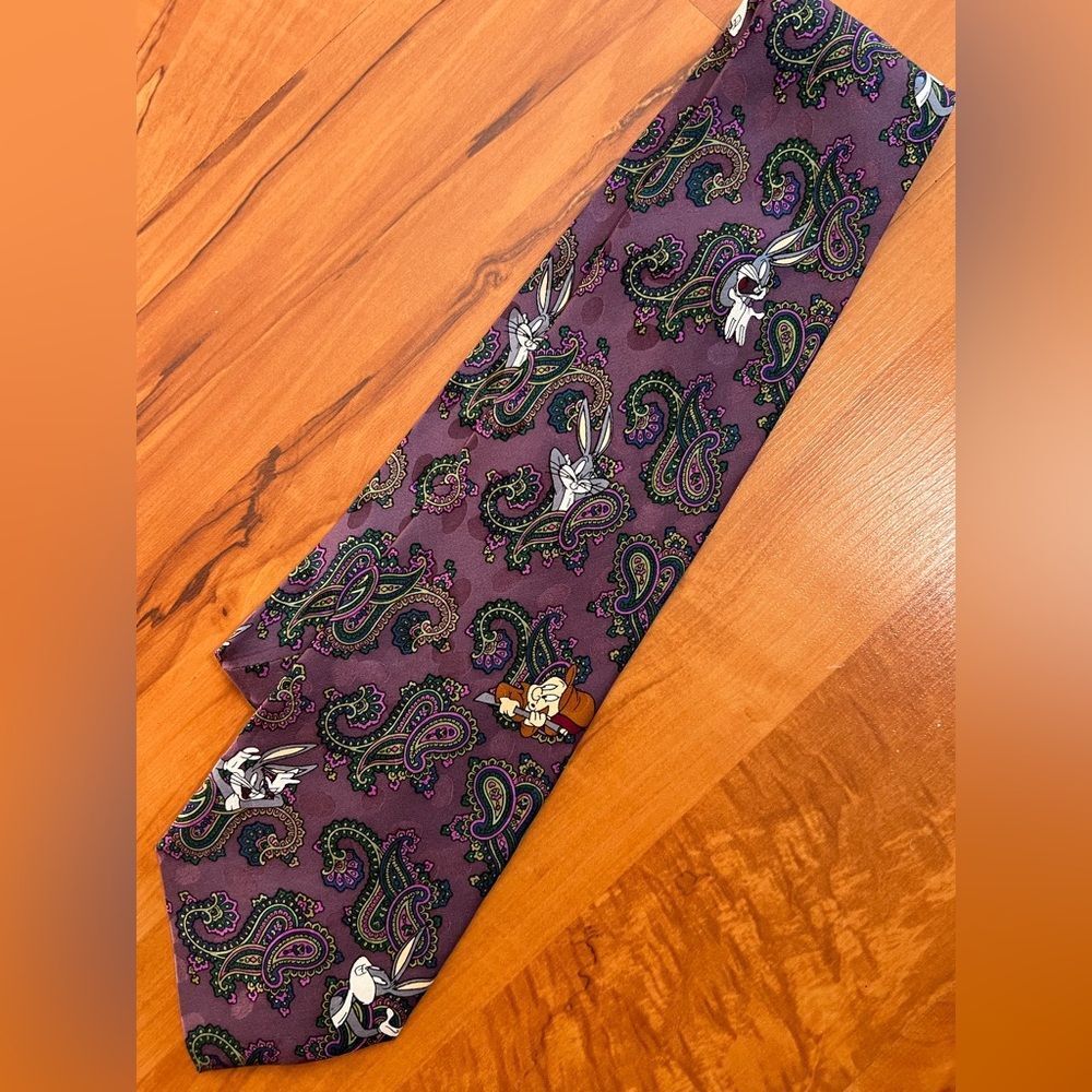 Looney Tunes Mania Warner Bros. Purple Paisley Looney Tunes Silk Tie Bugs Bunny